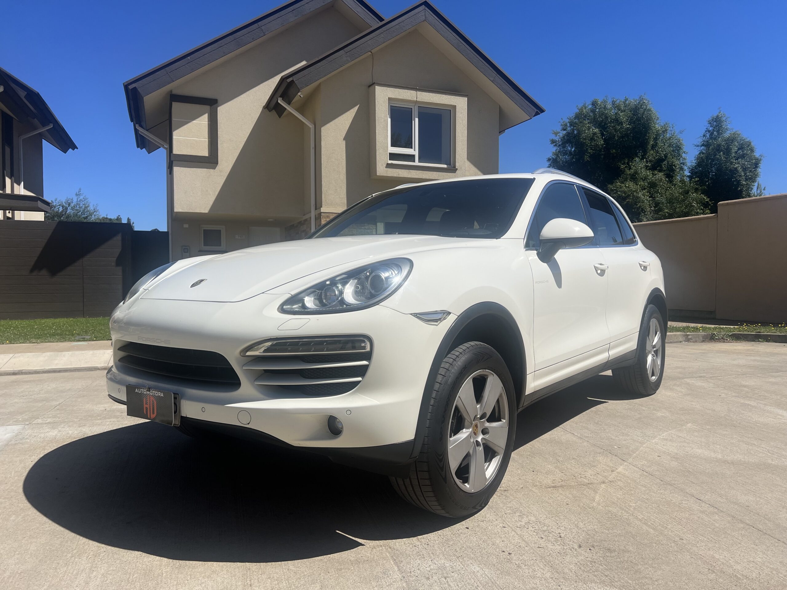 Porsche Cayenne — foto 6 de 20