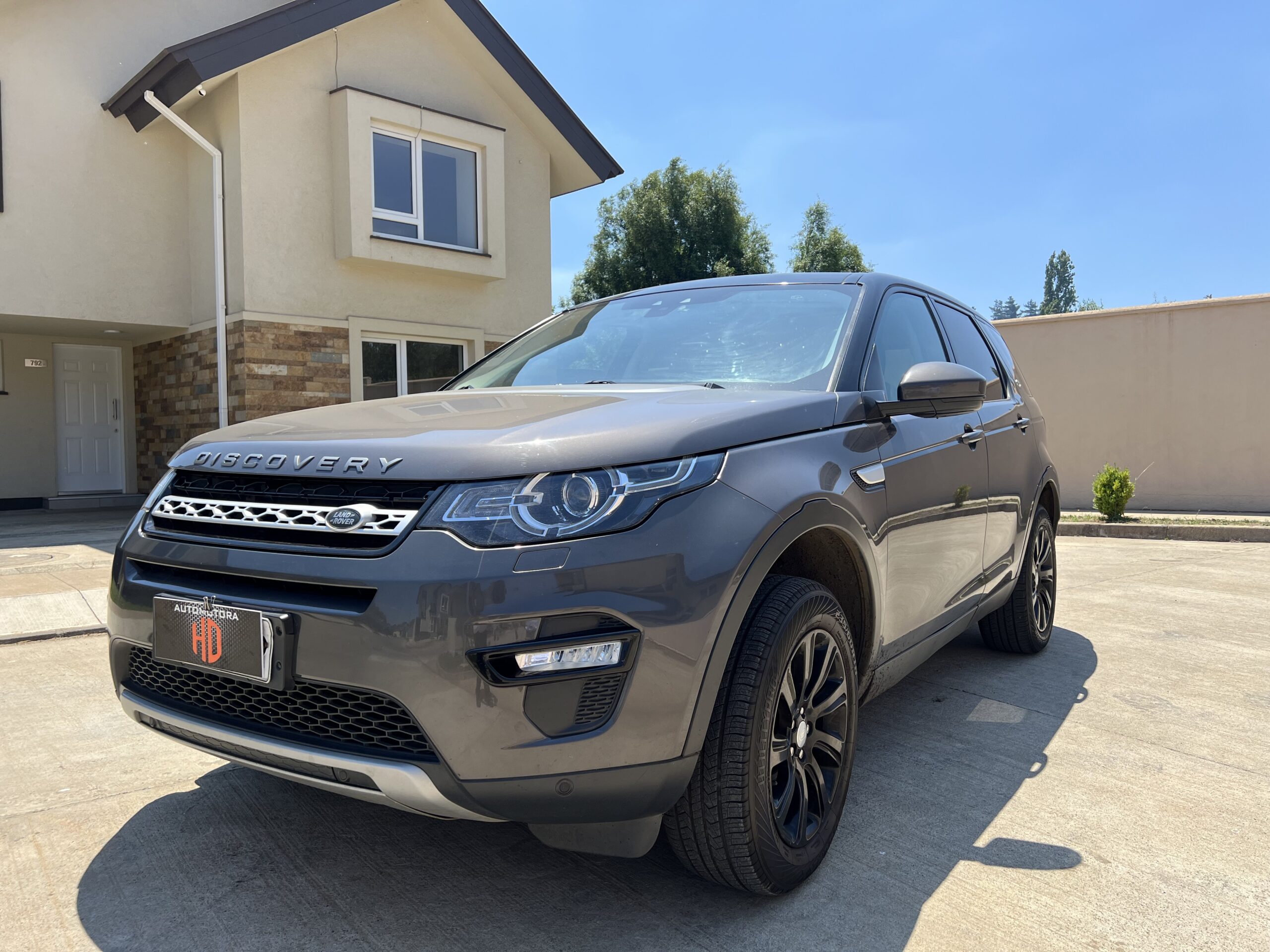 Land Rover Discovery — foto 6 de 18