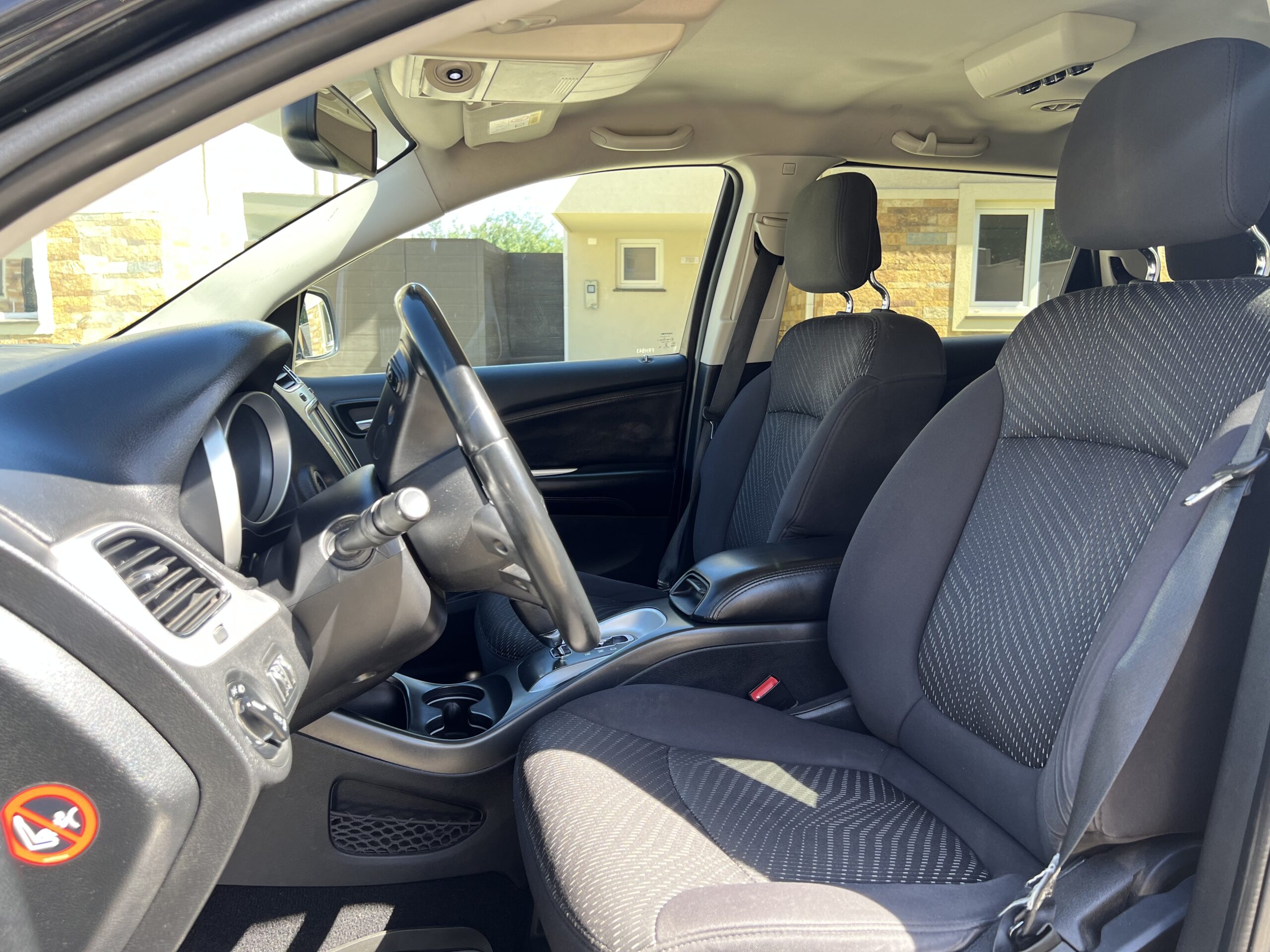 Dodge Journey — foto 13 de 15