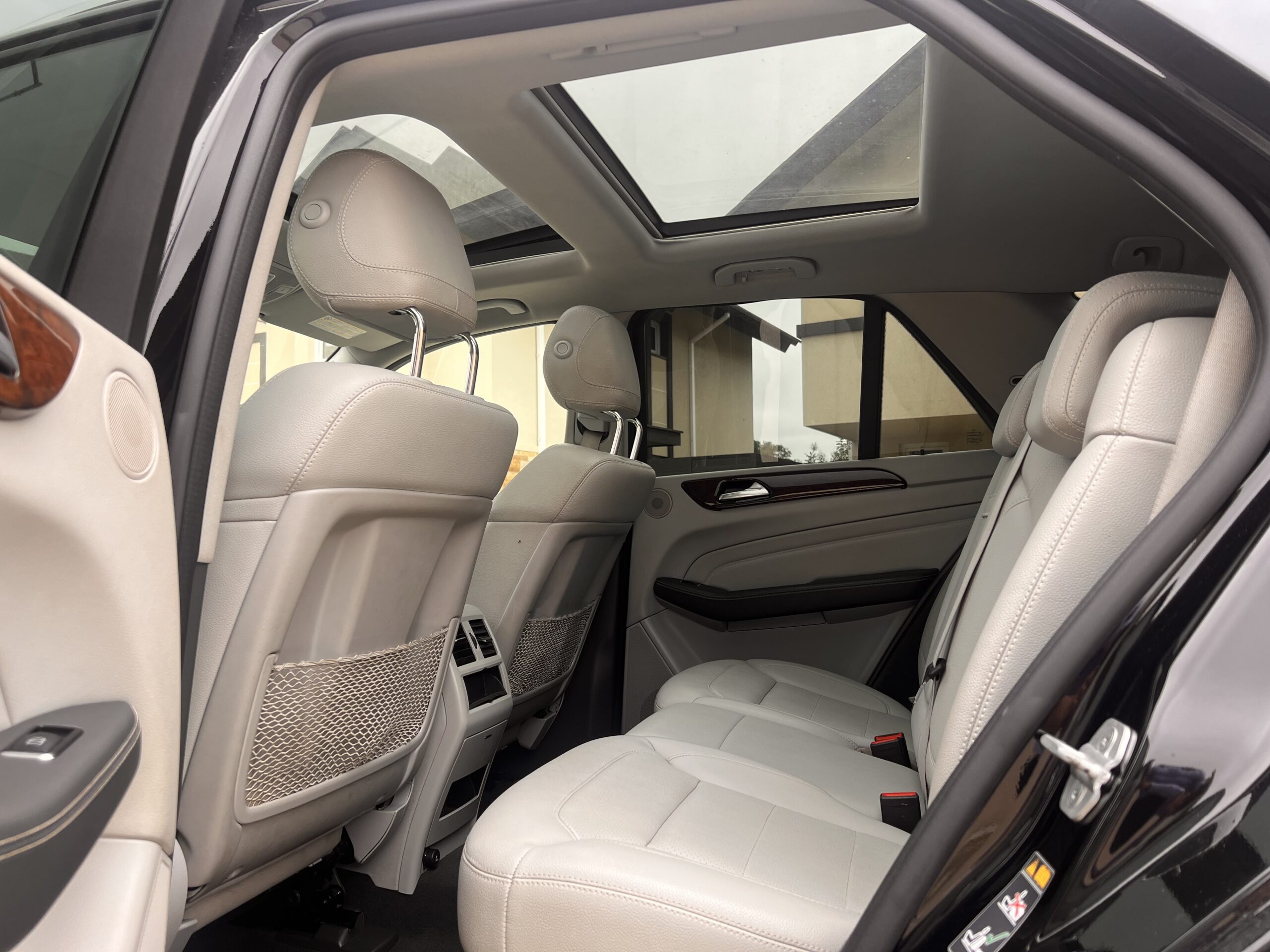 Mercedes-Benz Ml350 — foto 7 de 19