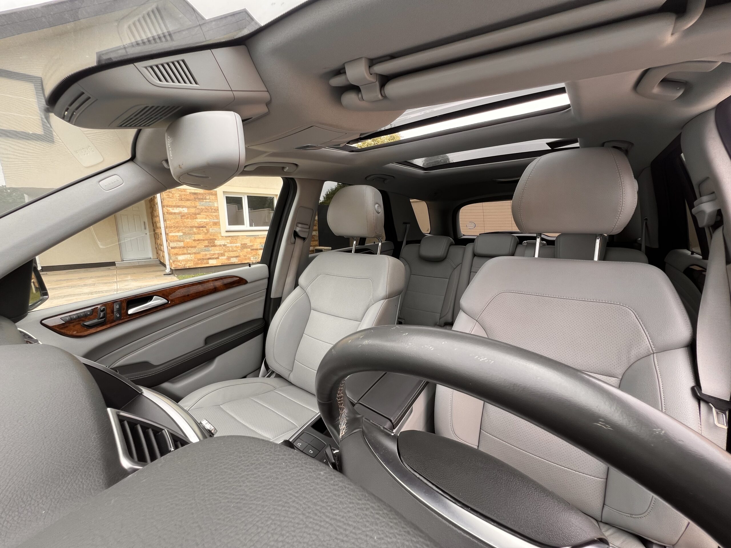 Mercedes-Benz Ml350 — foto 17 de 19