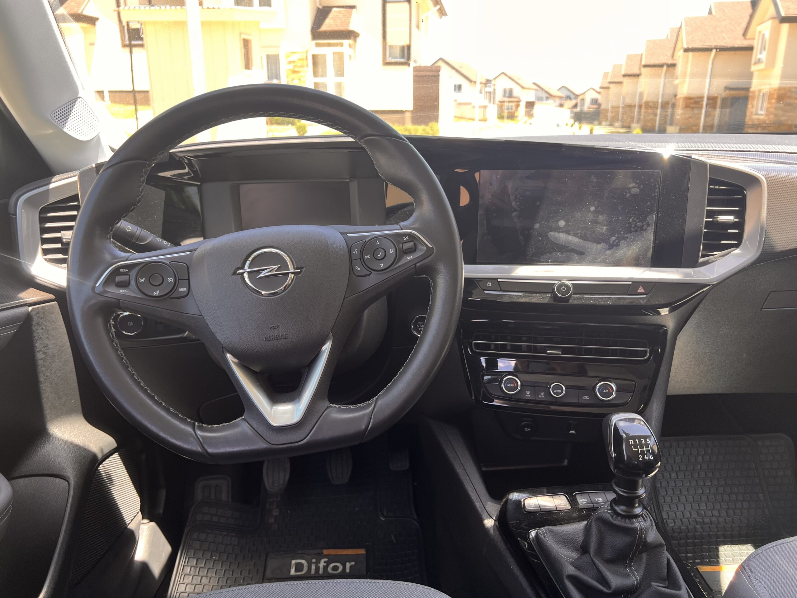 Opel Mokka 1.5 Td — foto 7 de 16