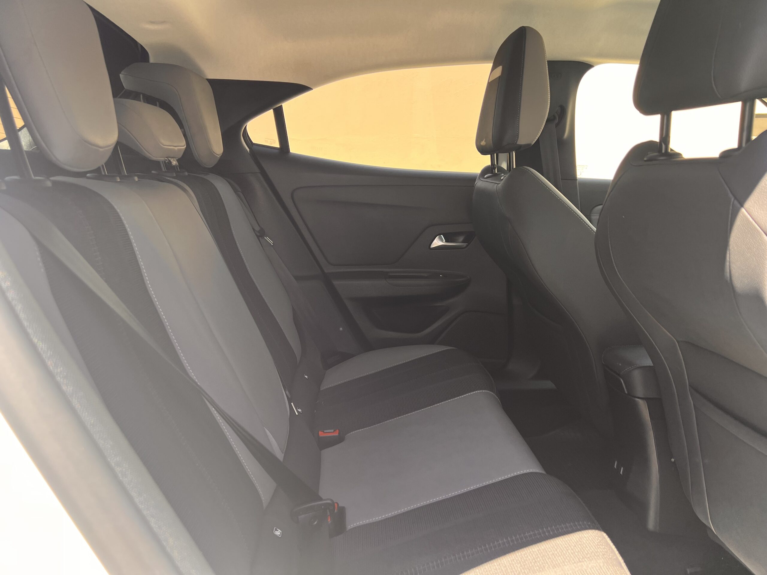 Opel Mokka 1.5 Td — foto 9 de 16