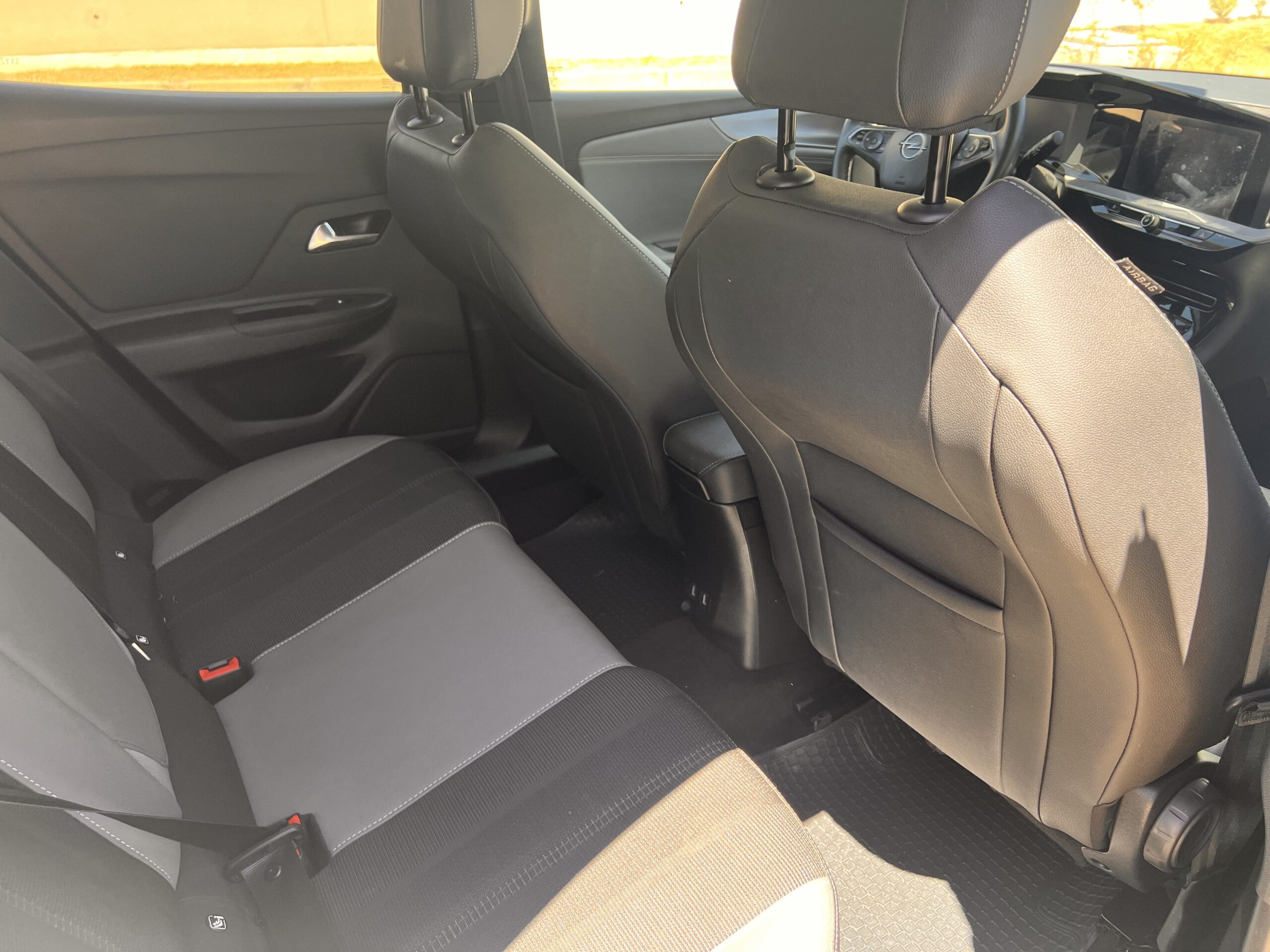 Opel Mokka 1.5 Td — foto 10 de 16