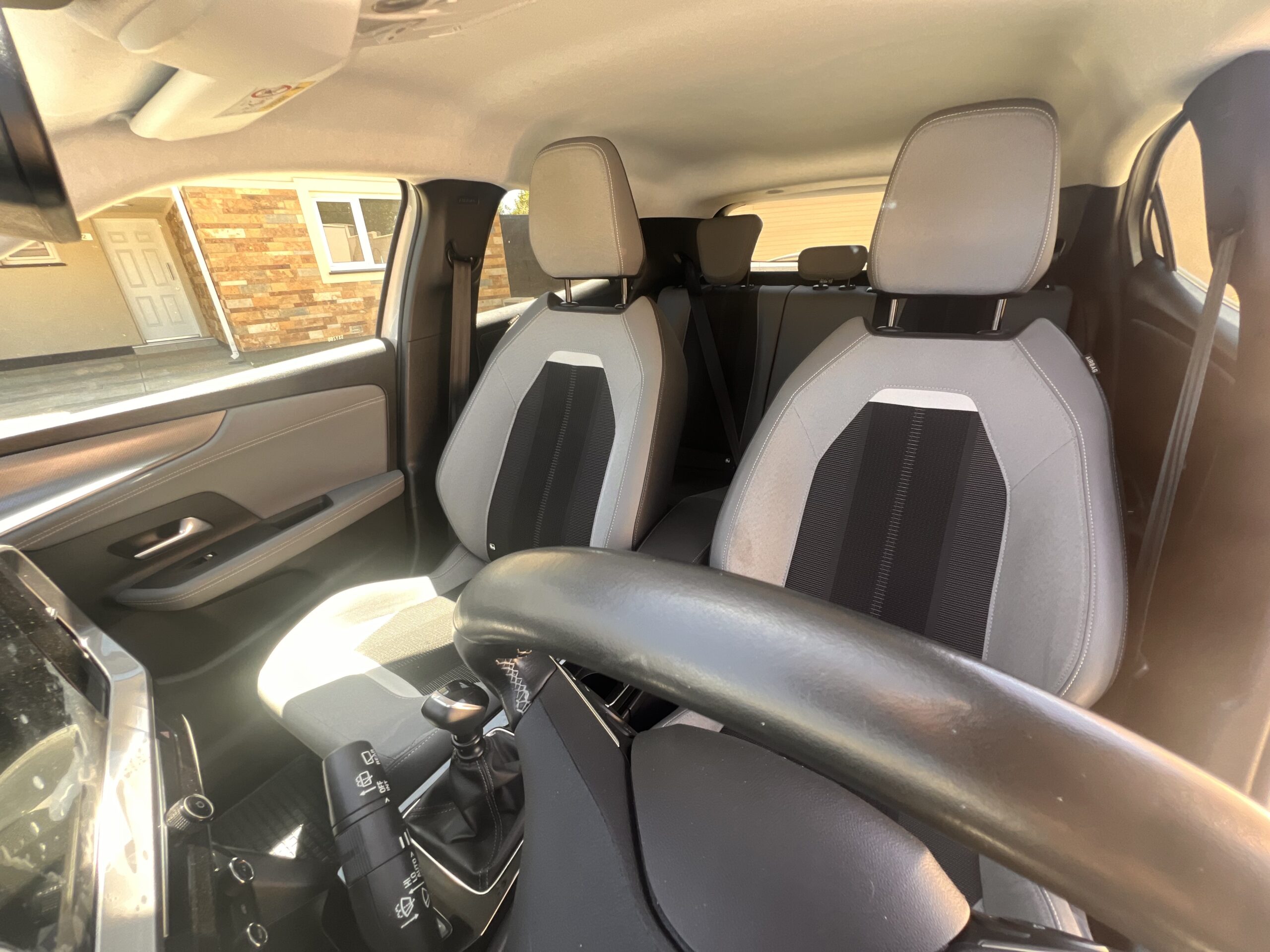 Opel Mokka 1.5 Td — foto 15 de 16