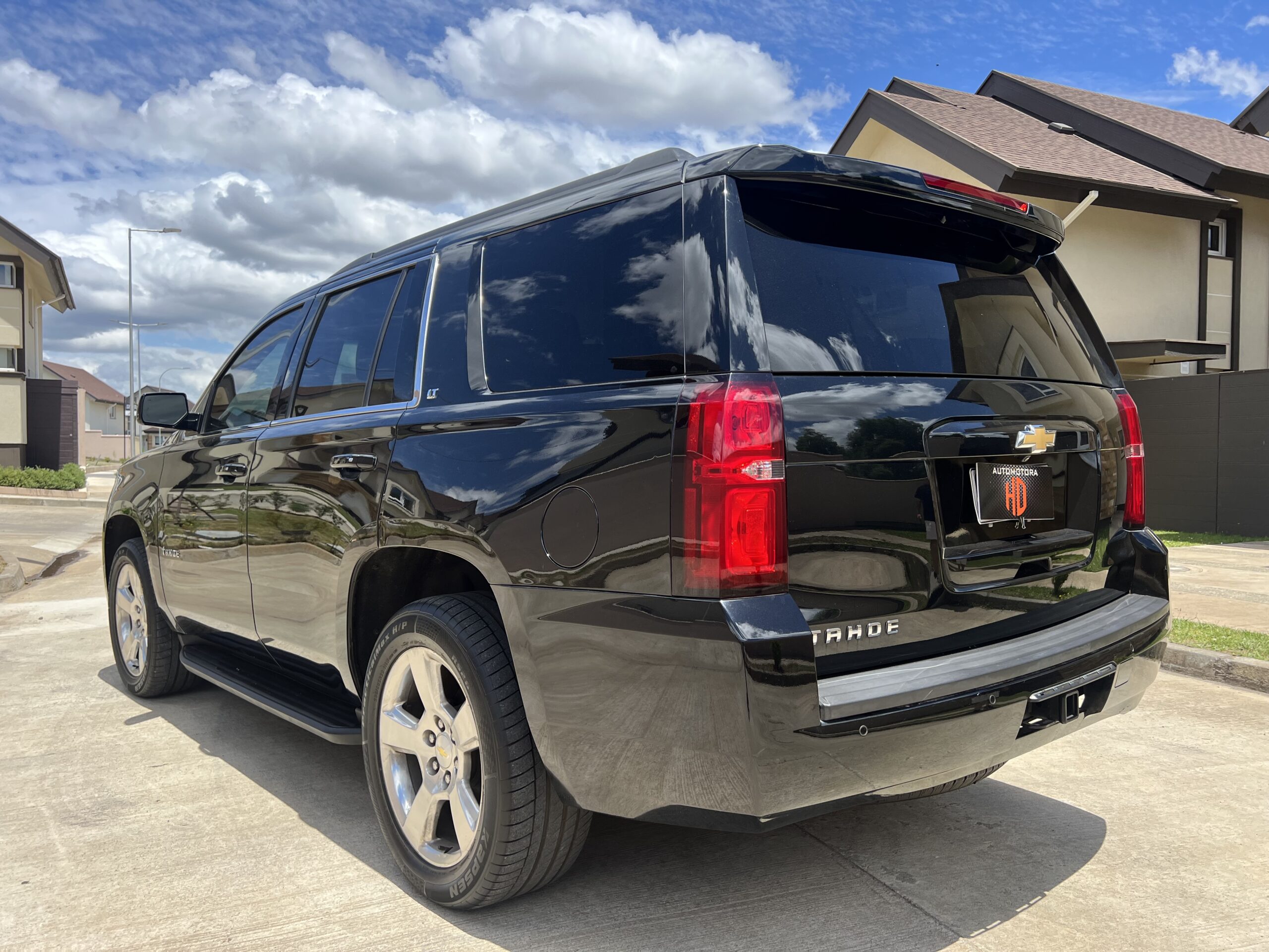 Chevrolet Tahoe — foto 4 de 18