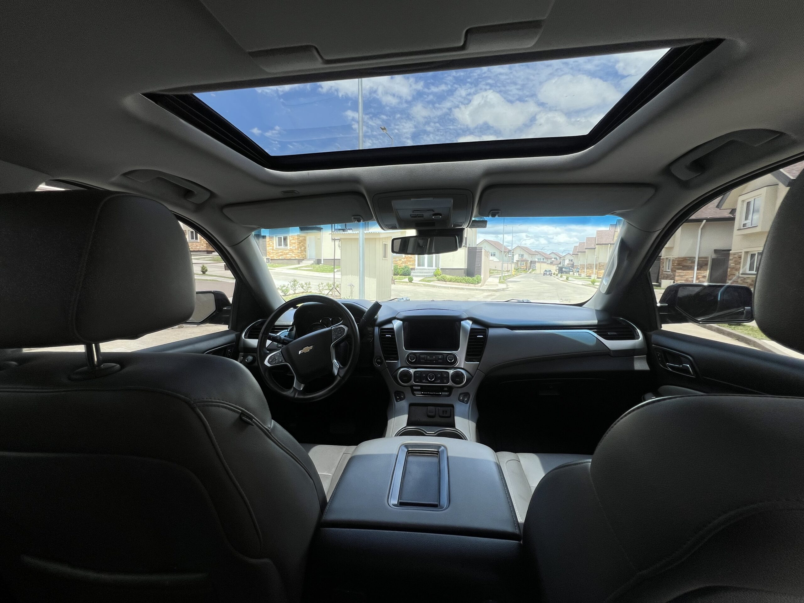 Chevrolet Tahoe — foto 11 de 18
