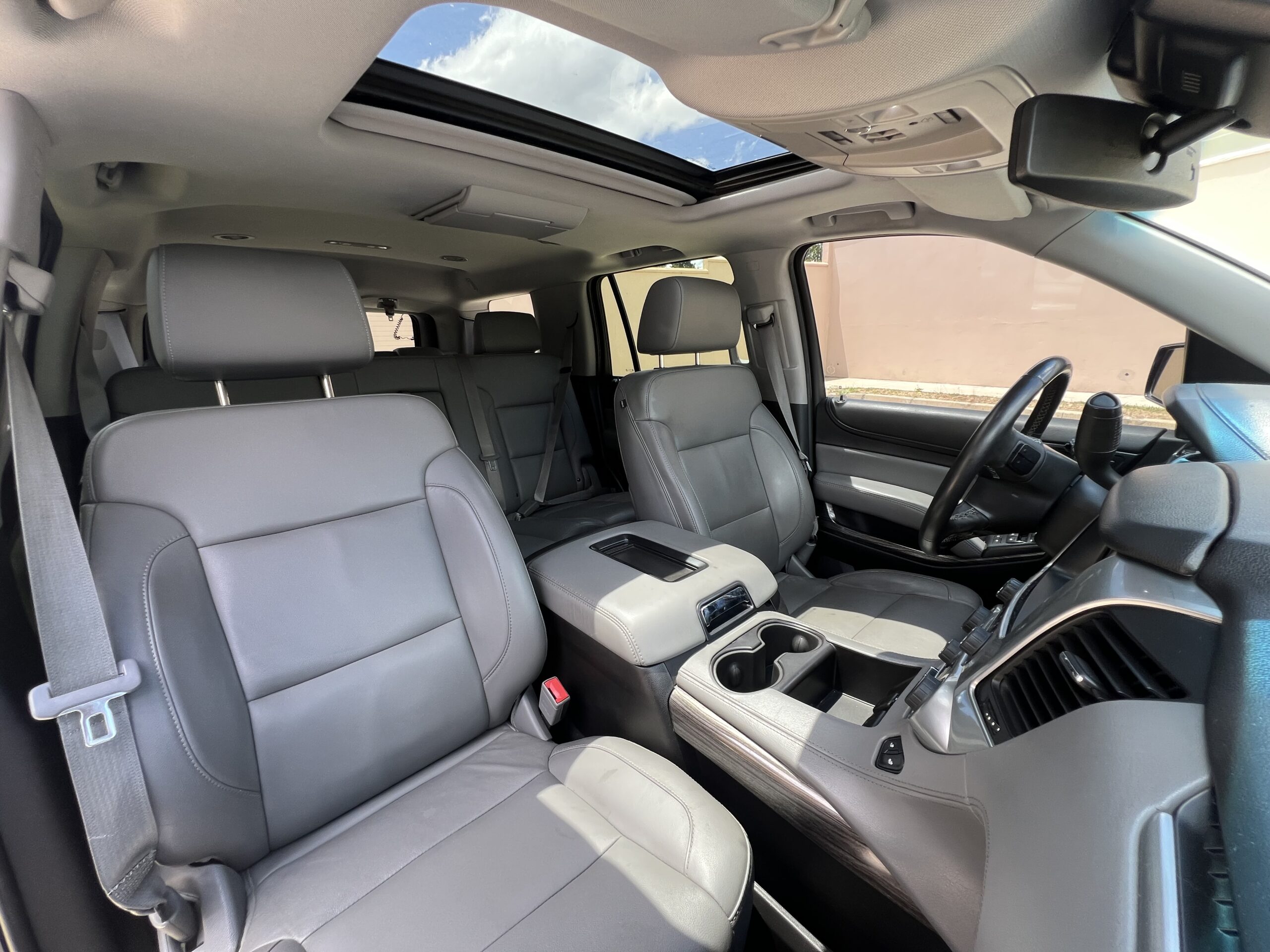Chevrolet Tahoe — foto 18 de 18