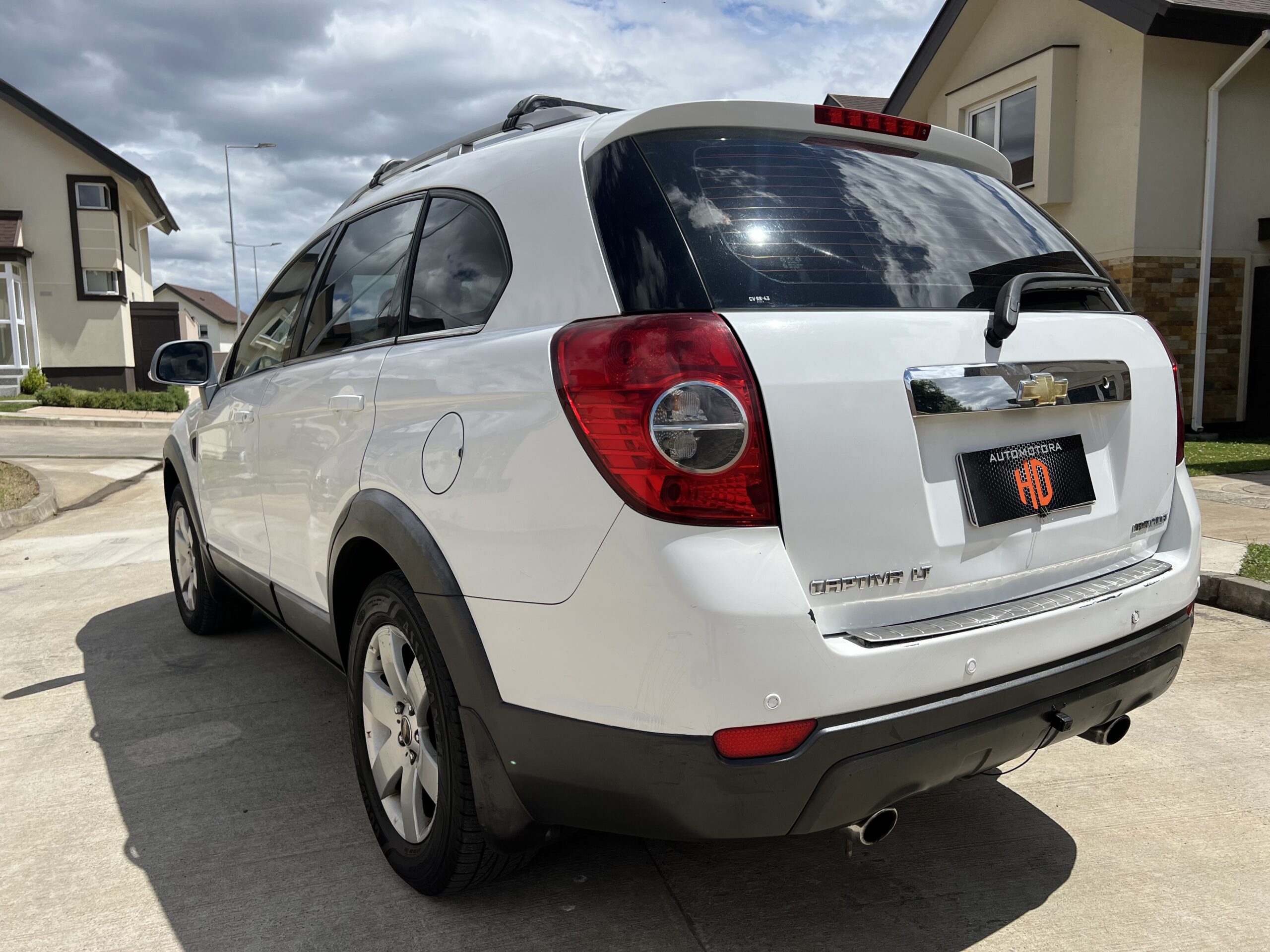Chevrolet Captiva — foto 4 de 15