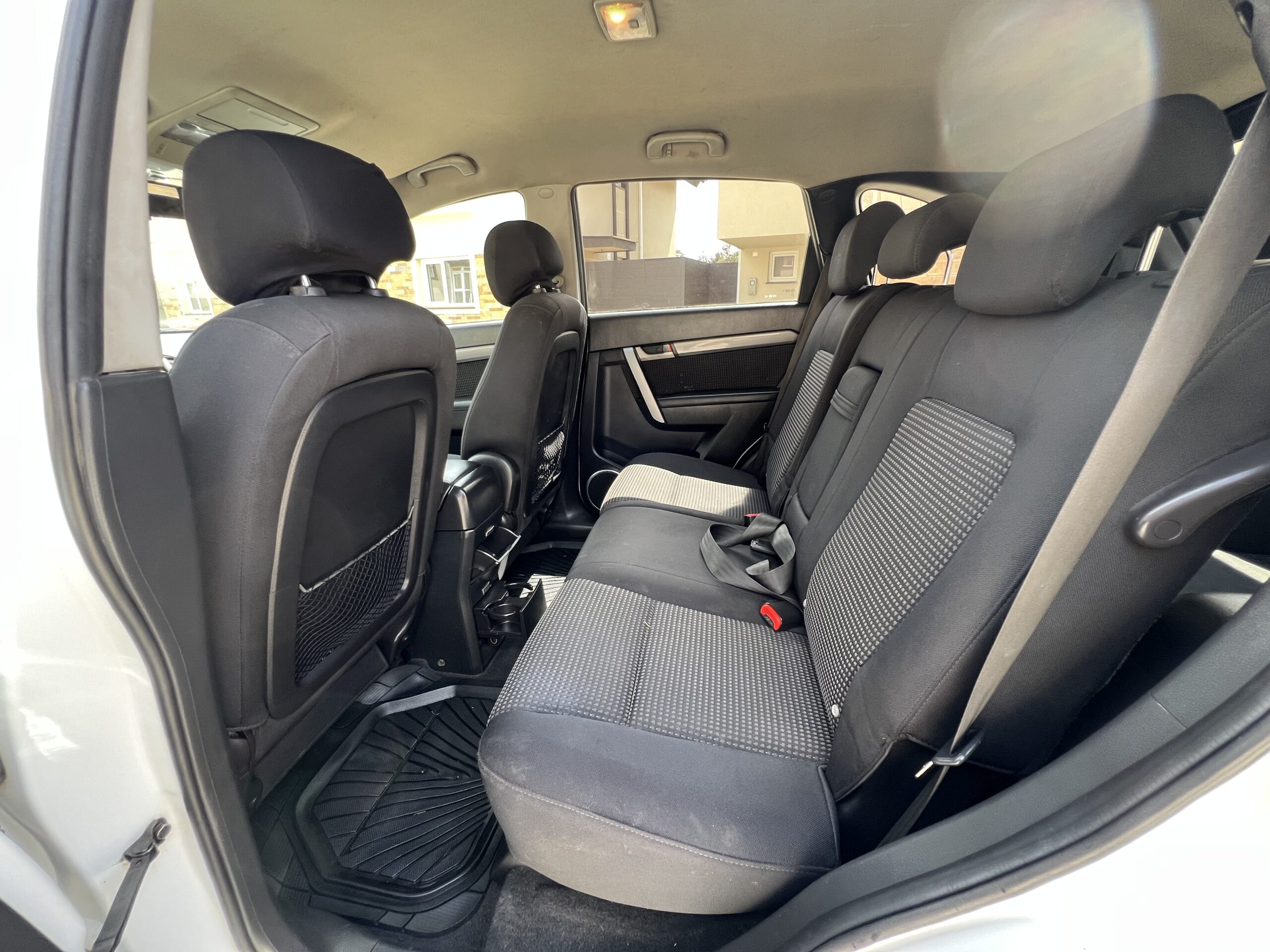 Chevrolet Captiva — foto 7 de 15