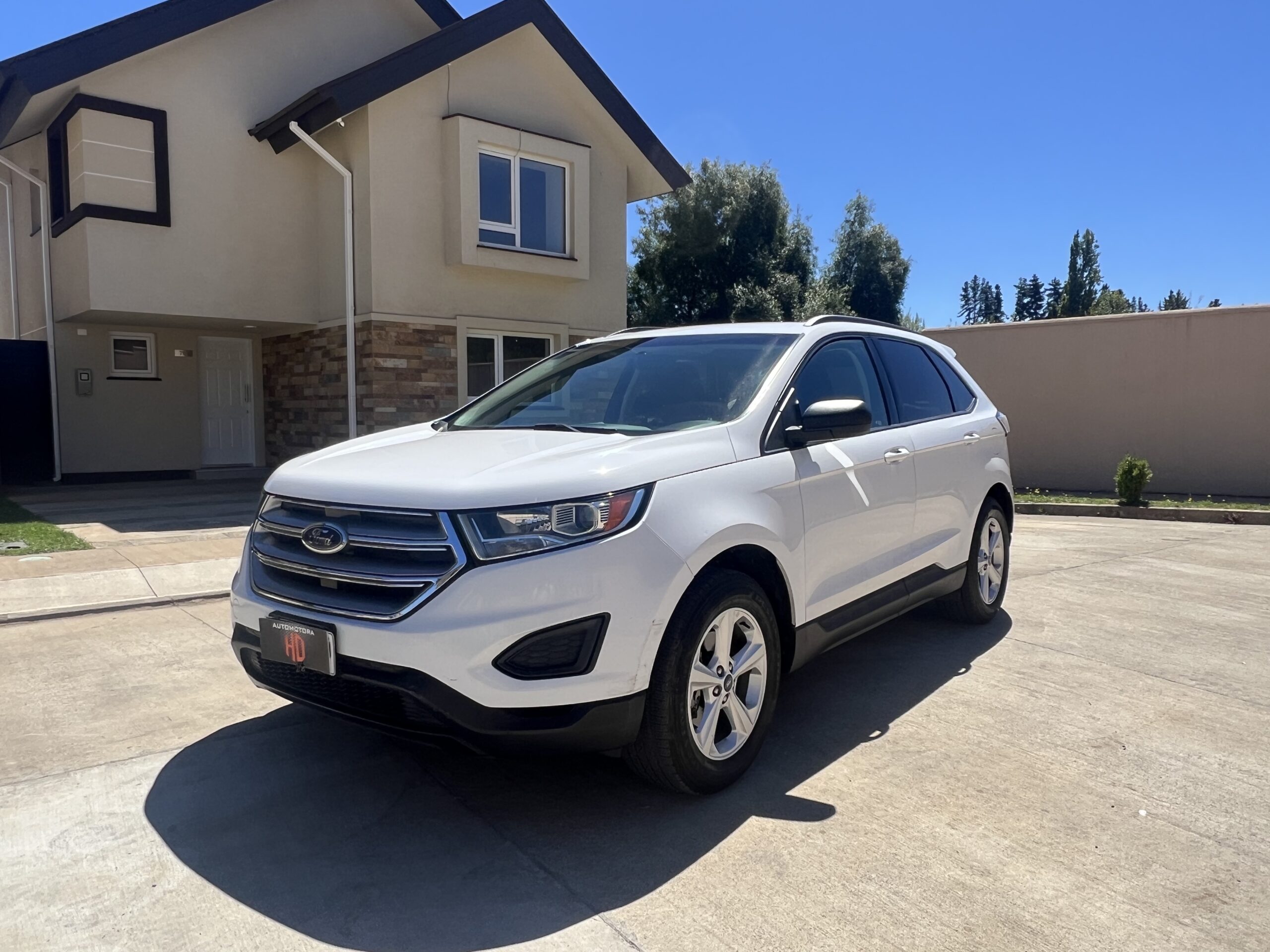 Ford Edge — foto 6 de 14